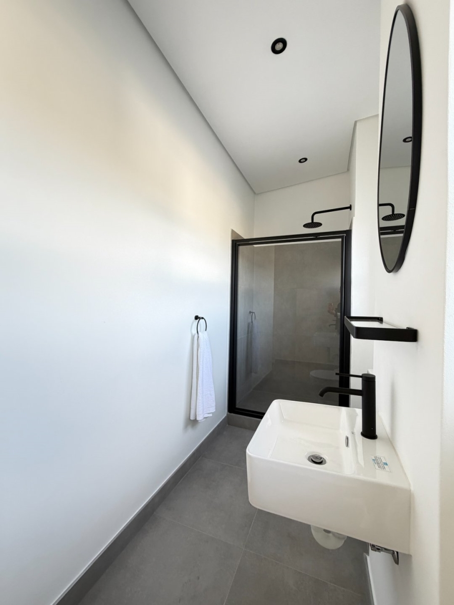 2 Bedroom Property for Sale in Table View Western Cape